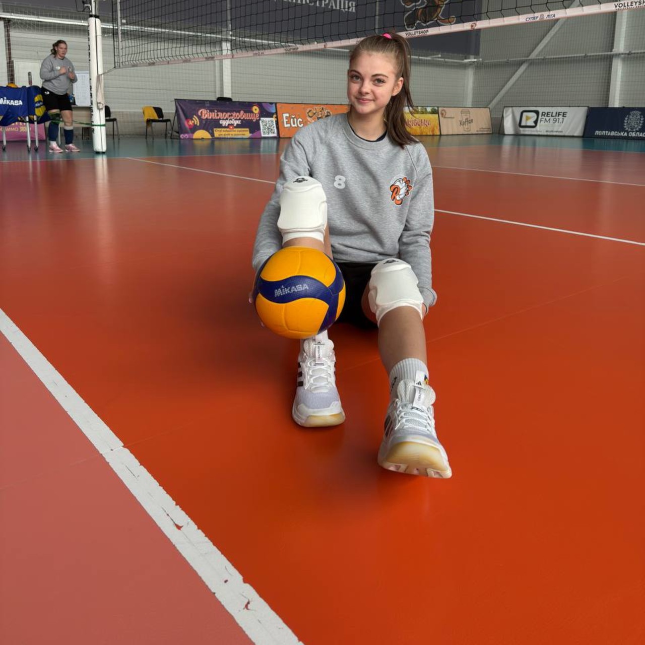 Наколінники волейбольні PROFI HARD TOUCH з бічним захистом білі розмір М