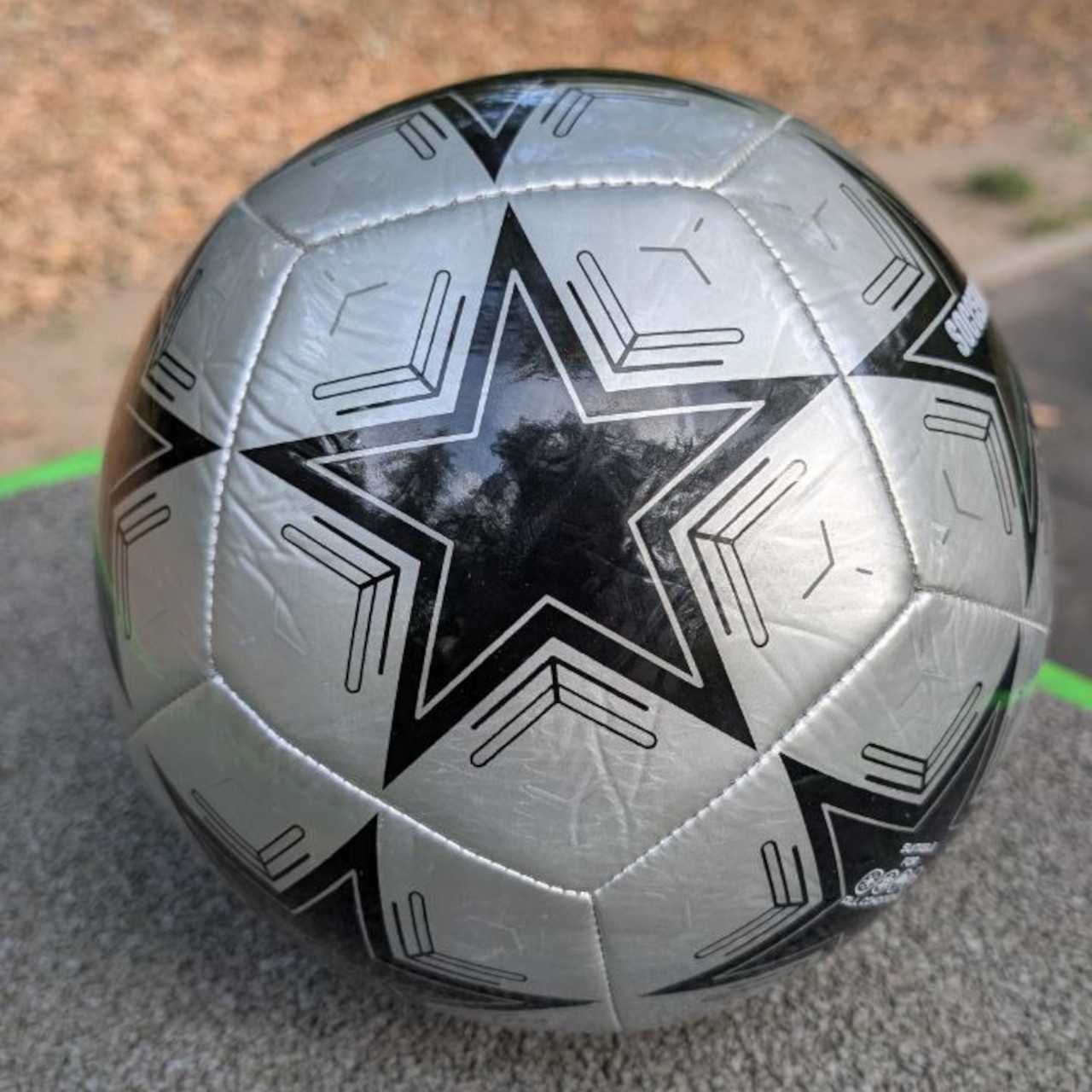 М'яч футбольний SOCCER MAX STAR срібний