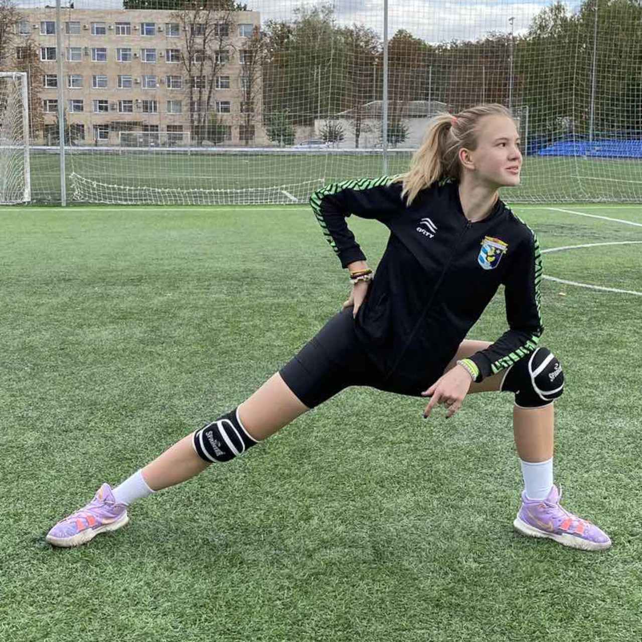 Наколінники волейбольні SPRINTER чорні розмір М