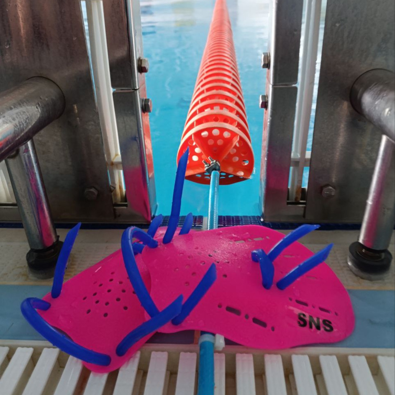 Лопатки для плавання розмір М рожеві S-HS-M-МА