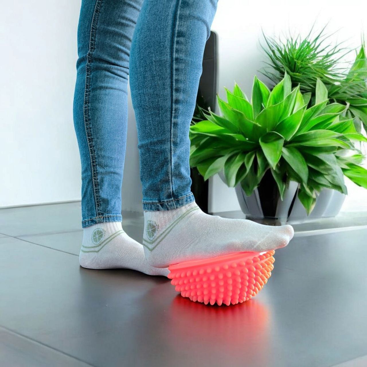 Масажна півсфера «Їжачок» оранжева YJ-D2-orange