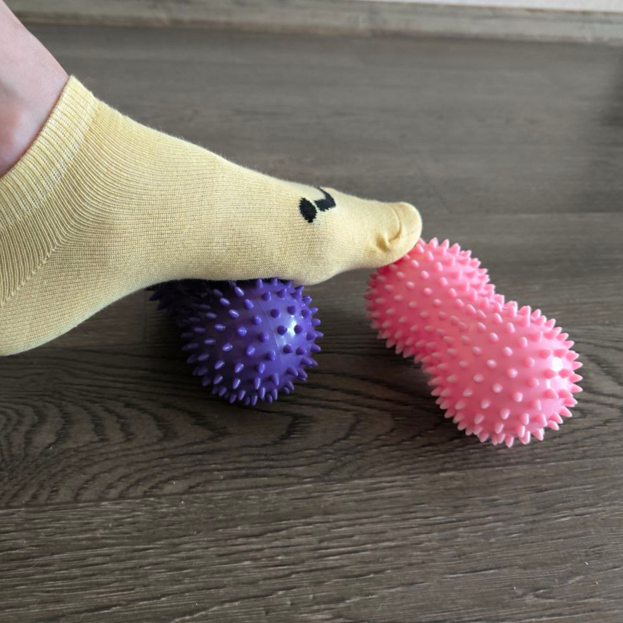 М'яч подвійний масажний рожевий YJ-HS8-rose red