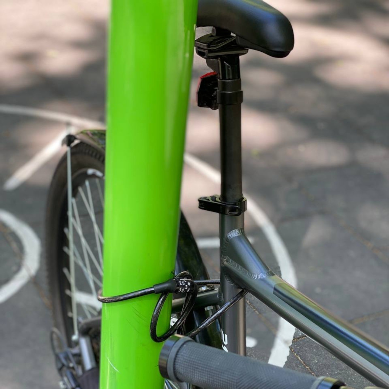 Протиугінний трос з кодовим замком LUM5-12120