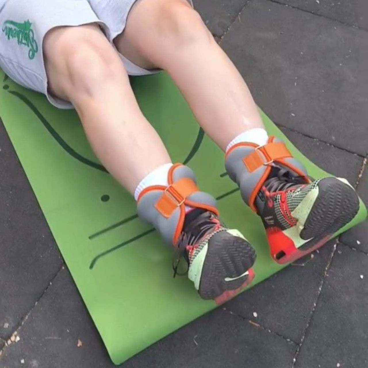 Обтяжувачі спортивні на ноги 2 шт х 1,5 кг JB15057-1,5х2