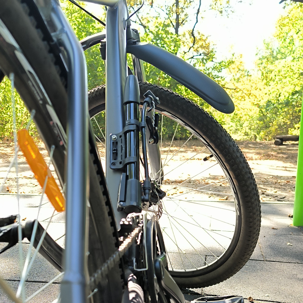 Насос ручний для камер чорний 330-Ч