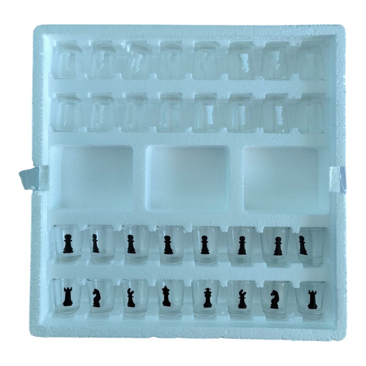 Подарунковий набір шахів зі скляною дошкою 35х35 см та фігурами-чарками 086L