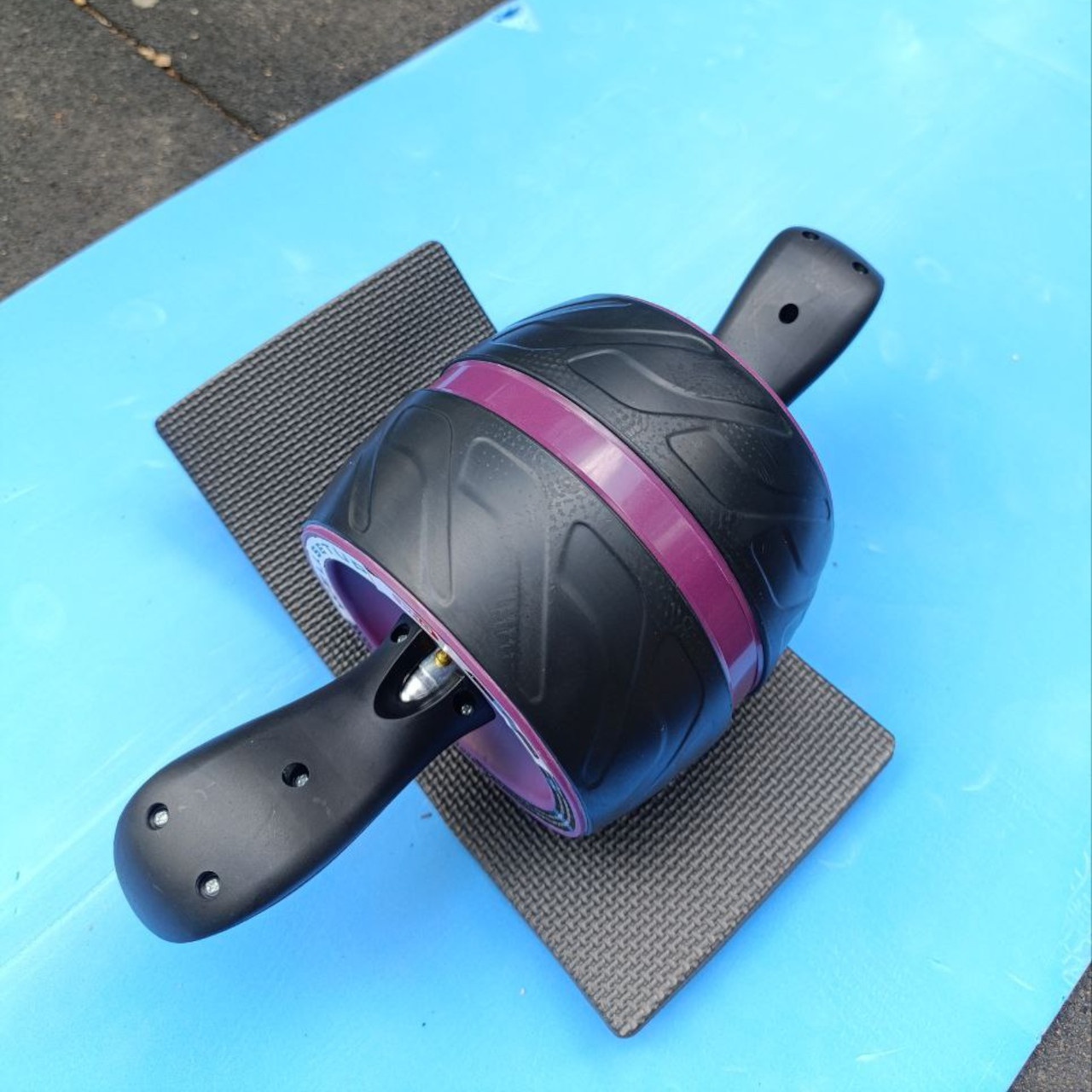 Ролик для преса інерційний одноколесний з килимком PO-PL-Purple