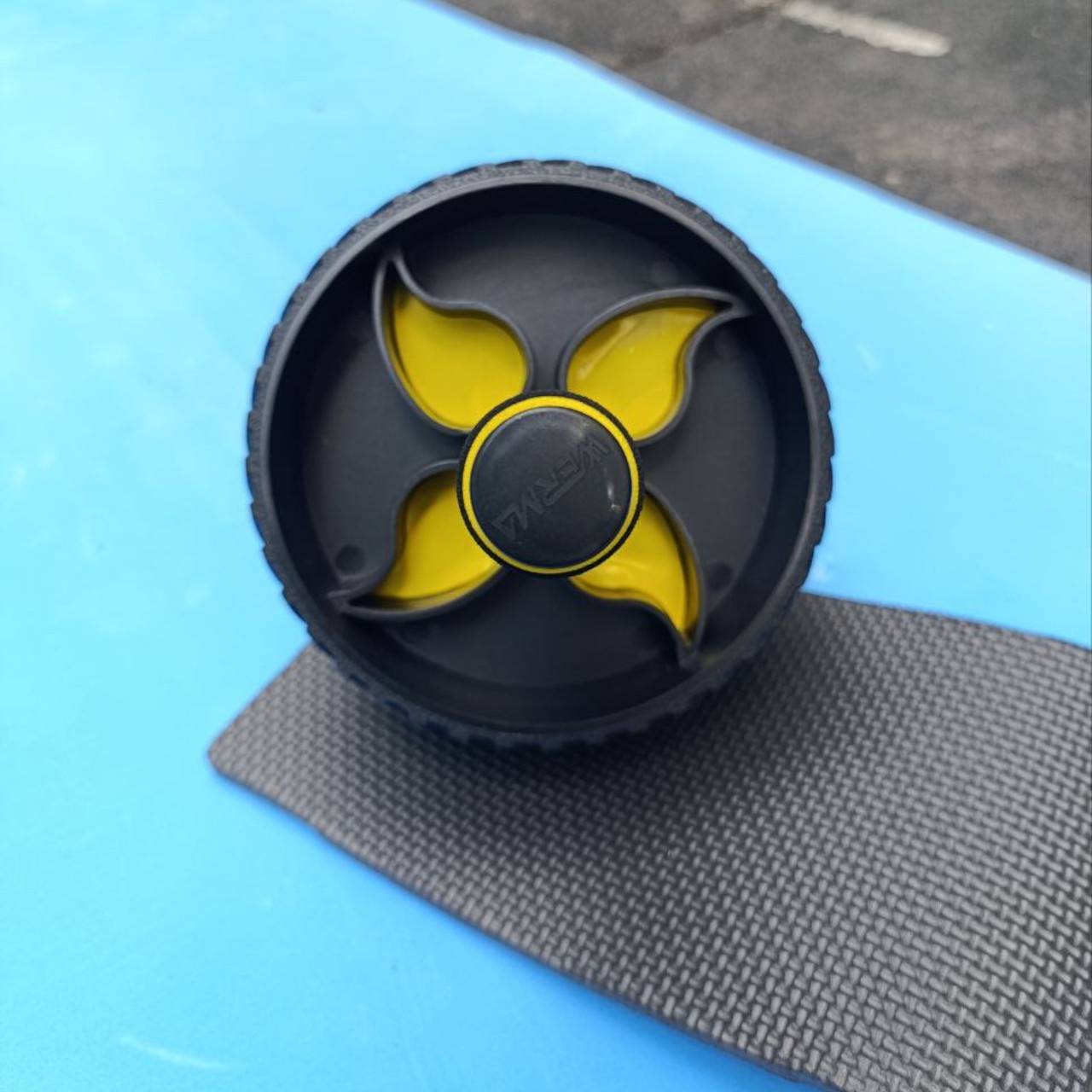 Ролик для преса одноколісний з килимком чорний PO-HD-Black