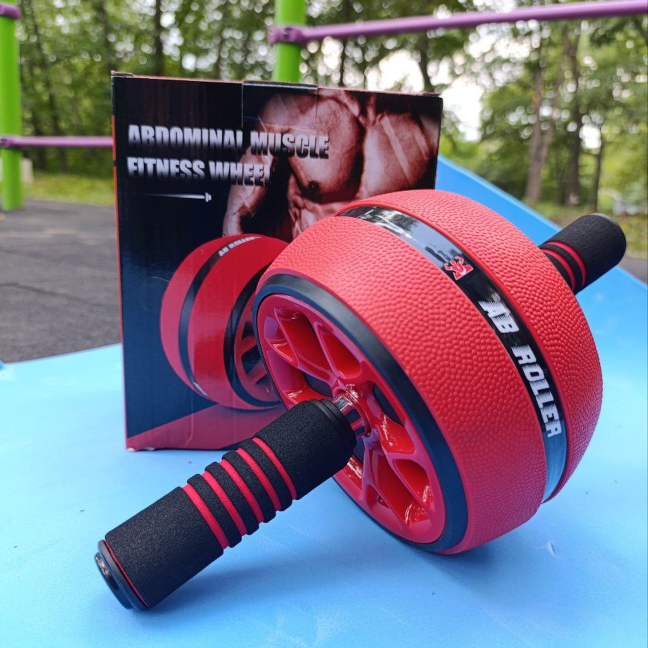 Ролик для преса KKL одноколесний чорно-червоний з килимком PO-KKL-red