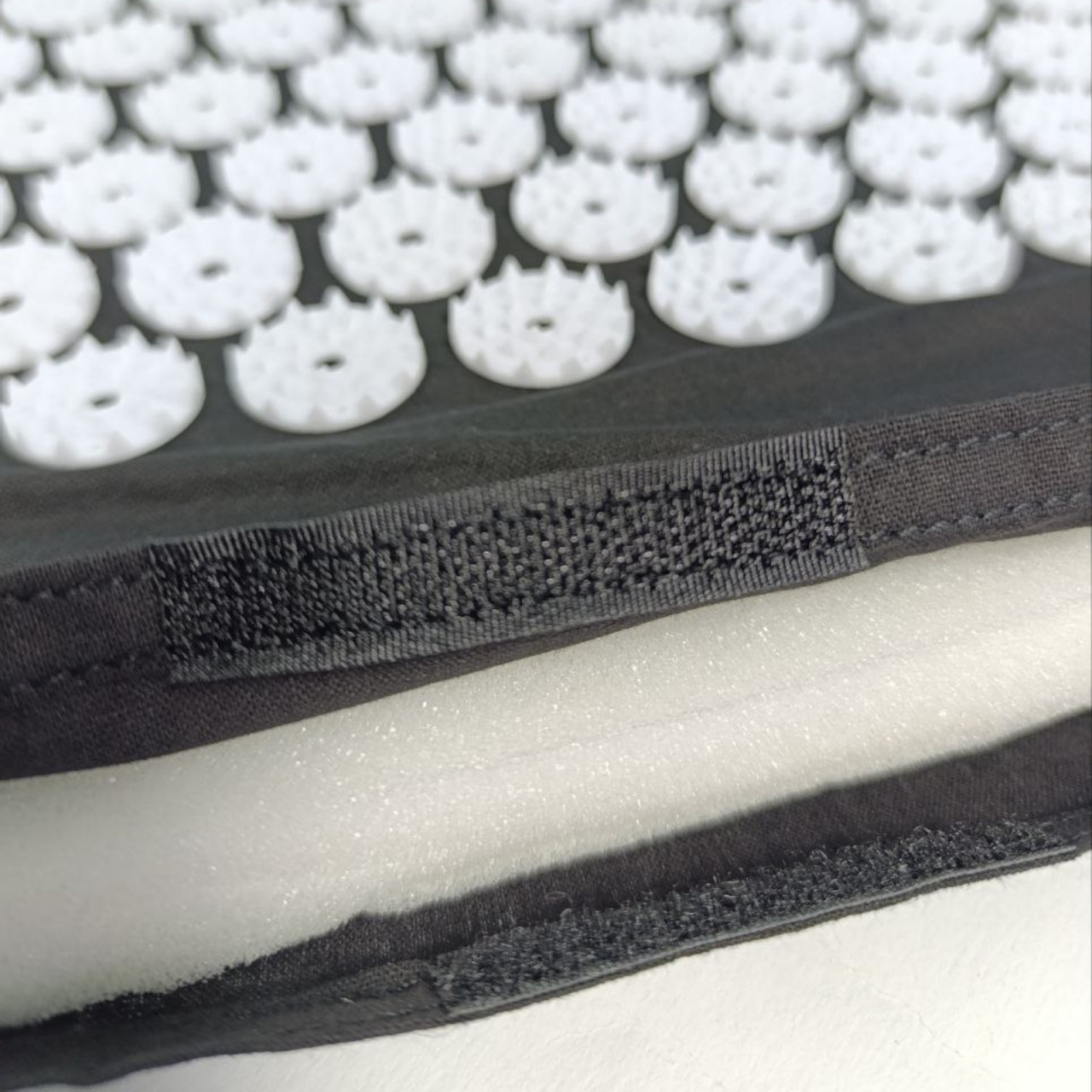 Акупунктурний килимок аплікатор HA6842-black